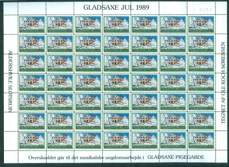 Denmark. 1989 Christmas Sheet. MNH. Gladsaxe Girls Music Band.Aldershvile Castle