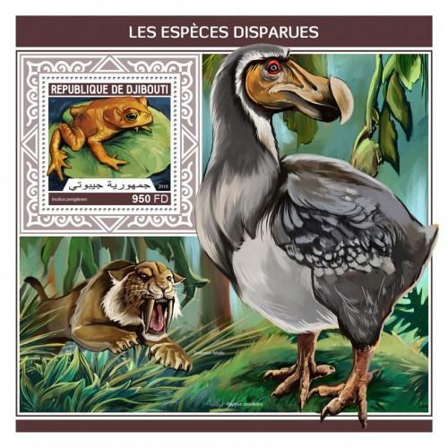 DJIBUTI - 2018 - Extinct Species - Perf Souv Sheet - MNH