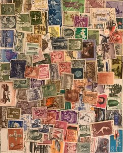 World Mixed Collection Mint + Used 100+ Items Good Value       (WM5)