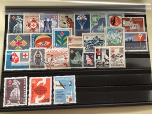 Yugoslavia mounted mint or used Red Cross stamps Ref A8553