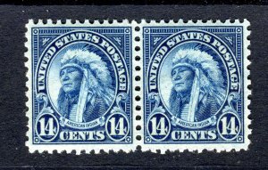 US 1922. Pair x 14c blue. MNH. Sc#565.