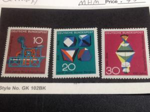 Germany Scott # 978-80 MINT HINGE MARK