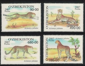 2007 Uzbekistan 754-57 Cats 6,50 €