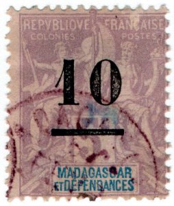 (I.B) Madagascar Postal : Surcharge 10c on 5Fr OP