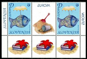 474 - SLOVENIA 2004 - Europa - Holidays - Fish - MNH Midde Row 