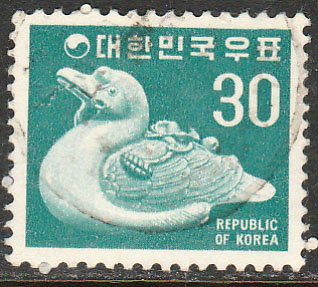 KOREA 648, CERAMIC DUCK. USED. VF (571)