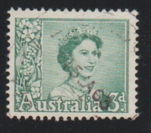 Australia 316   Queen Elizabeth II