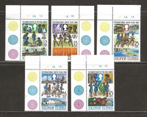 Solomon Islands Scott catalog #551-555 Mint NH See Desc