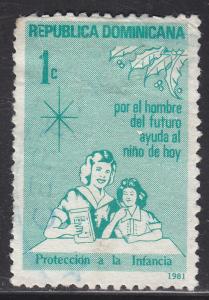 Dominican Republic RA92 Postal Tax Stamp 1982