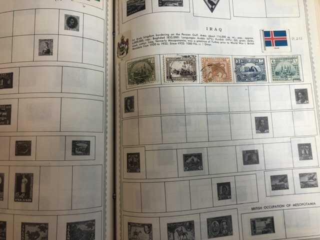 The New World Wide Postage Stamp Album Lots Of Old Stamps