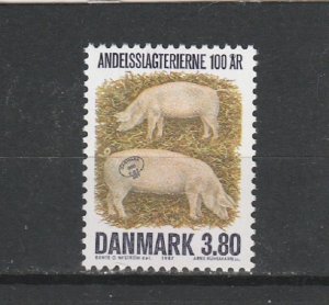 Denmark  Scott#  841  MNH  (1987 Danish Cooperative Bacon Factories)