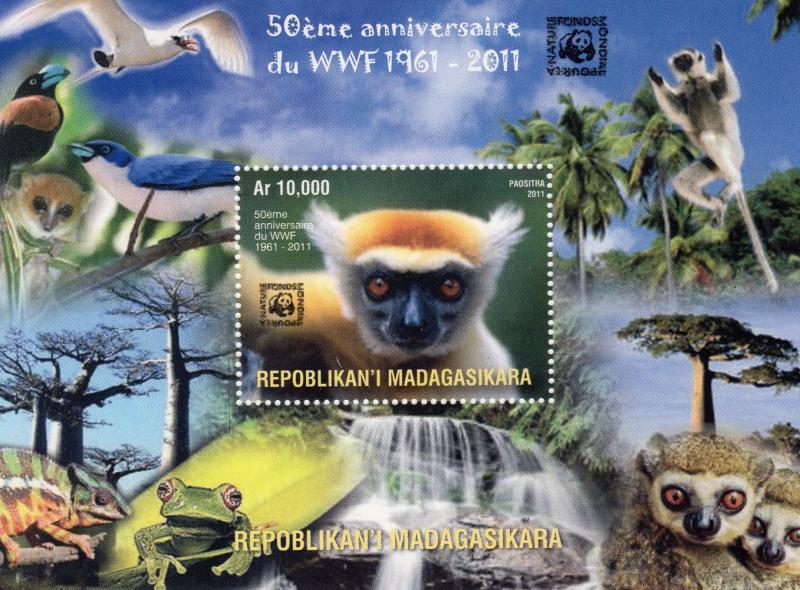 Madagascar 2011  WWF 50th.Anniversary Lemours/Birds/Frogs SS (1) Perforated MNH