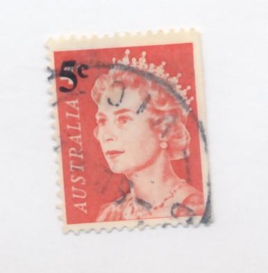 Australia 1966  Scott 398 used - 5c on 4c, Queen Elizabeth II