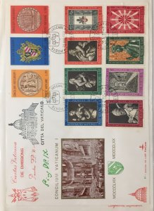 Vatican Covers x 39 Religion  UK2316