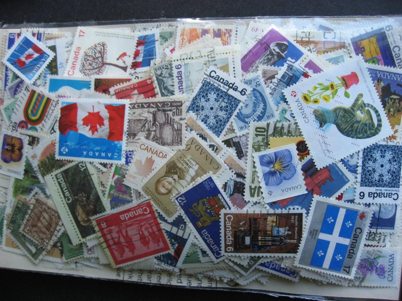 Canada colossal mixture (duplicates,mixed cond) 10,000 35% comems, 65% defins