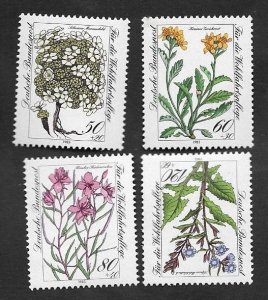 SE)1983 GERMANY, FROM THE FLORA SERIES, ALPINE FLOWERS, 4 MNH STAMPS