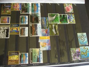 New Zealand collection to 2007 in stockbook U,MH, MNH read description