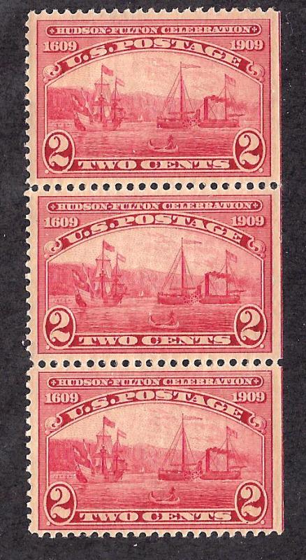 372 Mint,OG,NH... Strip of 3... SCV $63.00