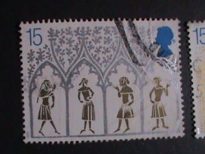 ​GREAT BRITAIN -12 VERY OLD CHRISTMAS STAMPS USED-VF WE SHIP TO WORLD WIDE