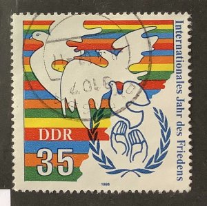 Germany DDR 1986 Scott 2559 used - 35pf,   International Year of Peace