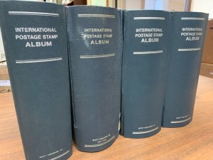 MIDCENTURY INTERNATIONAL COLLECTION OF 10,000+ IN FOUR SCOTT ALBUMS – 423723