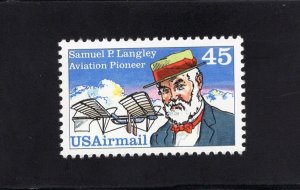 C118 Samuel Langley, MNH