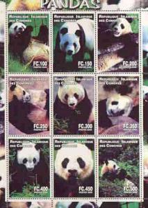Comoro Islands 2000 Pandas perf sheetlet containing compl...
