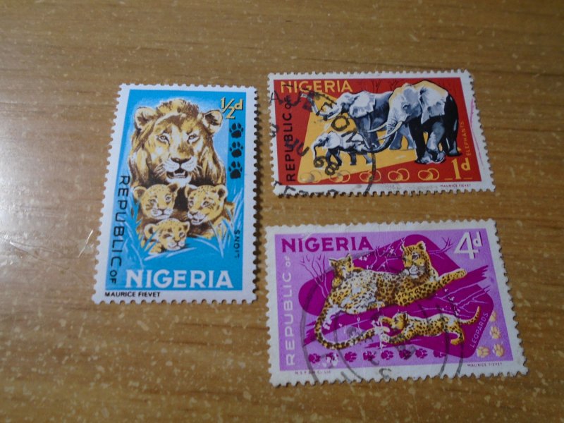 Nigeria  #  184-85/261  used