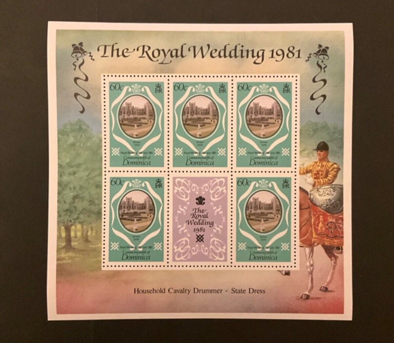 Dominica Scott #701-703 never hinged