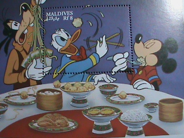 MALDIVES STAMP- GOOFY, DONALD & MICKEY ENJOY CHINESE FOOD-MNH S/S VERY FINE