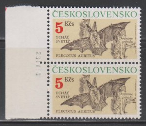 Czechoslovakia, 5k Bat (SC# 2807) MNH PAIR