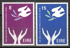 ZAYIX Ireland 367-368 MNH Peace Hands Dove International Women's Yr. 101822S34