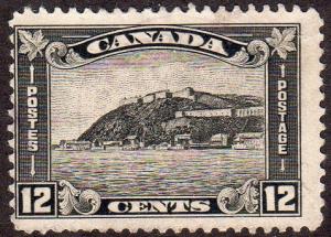 Canada 174 - Used - 12c The Citadel at Quebec (1930) (cv $9.30) (1)