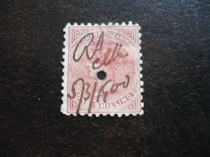 Stamps - New Zealand - Scott# 67 - Used Single Stamp with punch hole