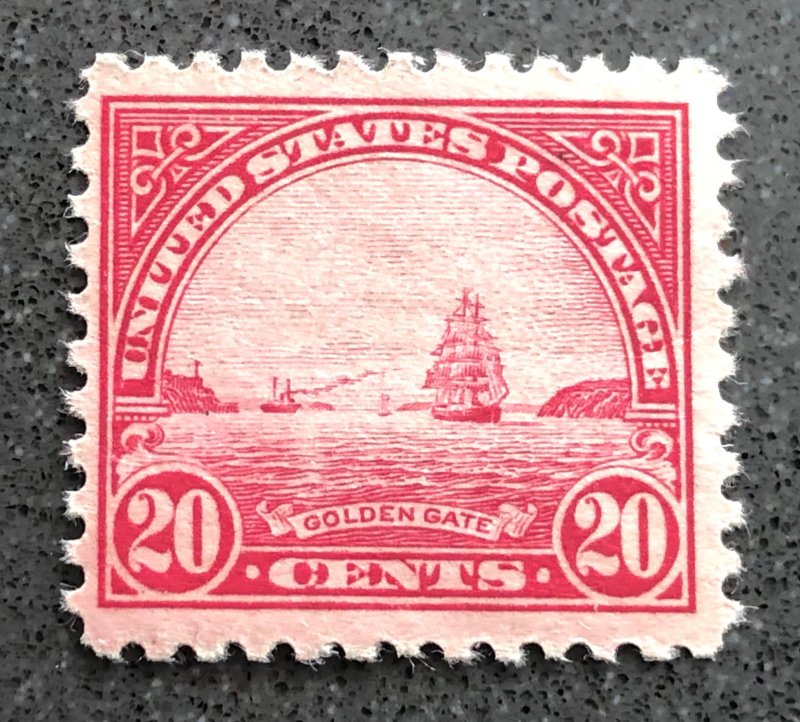 US scott# 567 29c Golden Gate perf 11 MNH CV$35