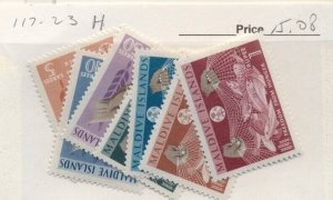 MALDIVE ISLANDS #117-23, Mint Hinged, Scott $15.08