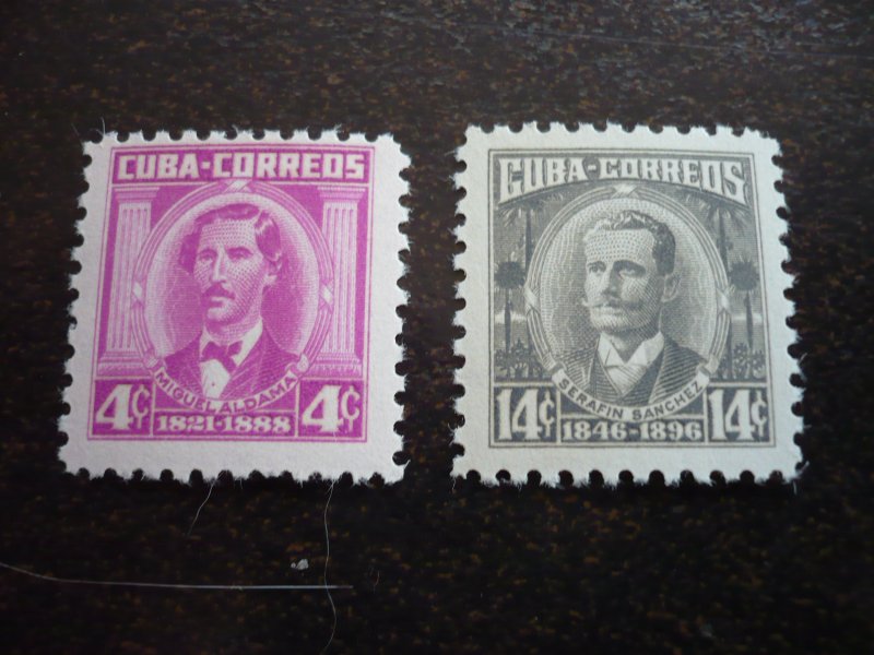 Stamps - Cuba - Scott# 521a, 525a - Mint Hinged Partial Set of 2 Stamps