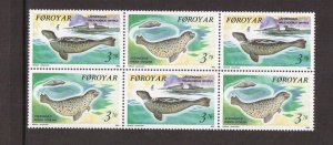 Faroe Islands  #239-240a  MNH   1992  booklet pane  seals