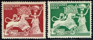 Germany 1942,Sc.#B206-7 MNH, Nuremberg wedding cup and Aquamanile