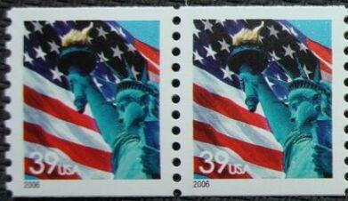 US Stamp #3979 MNH - US Flag with Lady Liberty - Coil Pair