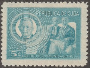 Cuba, stamp, Scott#409,  mint, hinged,  5 cents, Aged couple,