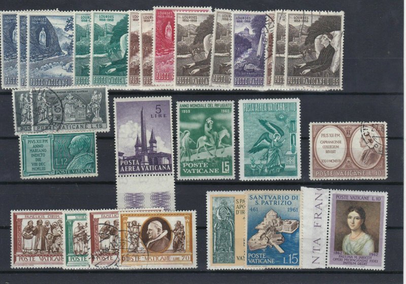 Vatican Stamps  Ref: R7423