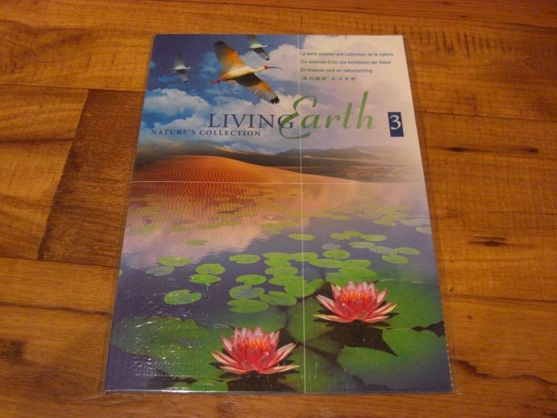 Natures Collection 2004 ' Living Earth 3' Canada Thematic Pack - SEALED