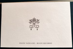 Souvenir folder for postal envelopes from the Vatican. The inscription ...