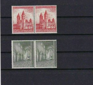 LUXEMBOURG 1953 ECHTERNACH ABBEY MNH STAMPS PAIRS CAT £30  REF 4887