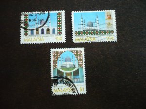 Stamps - Malaysia - Scott# 374-376 - Used Set of 3 Stamps