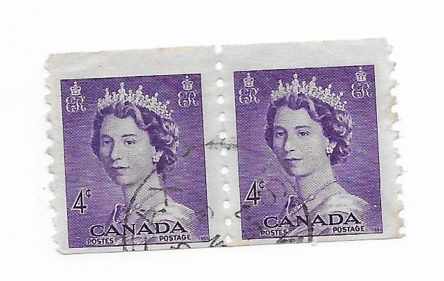 Canada #333 Pair Used - Stamp - CAT VALUE $4.00