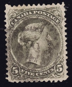 Canada Scott 26 type iv Used  5 cents 1875 olive green Lot AA6010 bhmstamps