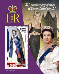 Sierra Leone - 2022 Queen Elizabeth II Reign - Stamp Souvenir Sheet SRL220132b1