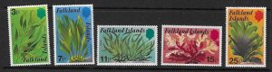 FALKLAND ISLANDS SG355/9 1979 SEAWEED MNH